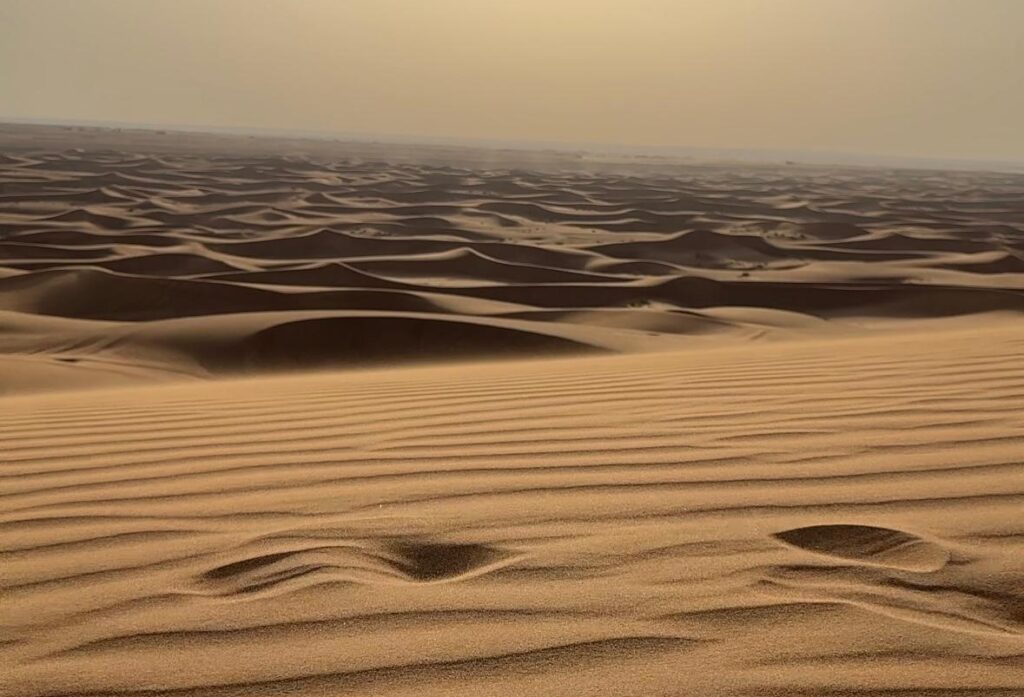 lahbab red sand dunes