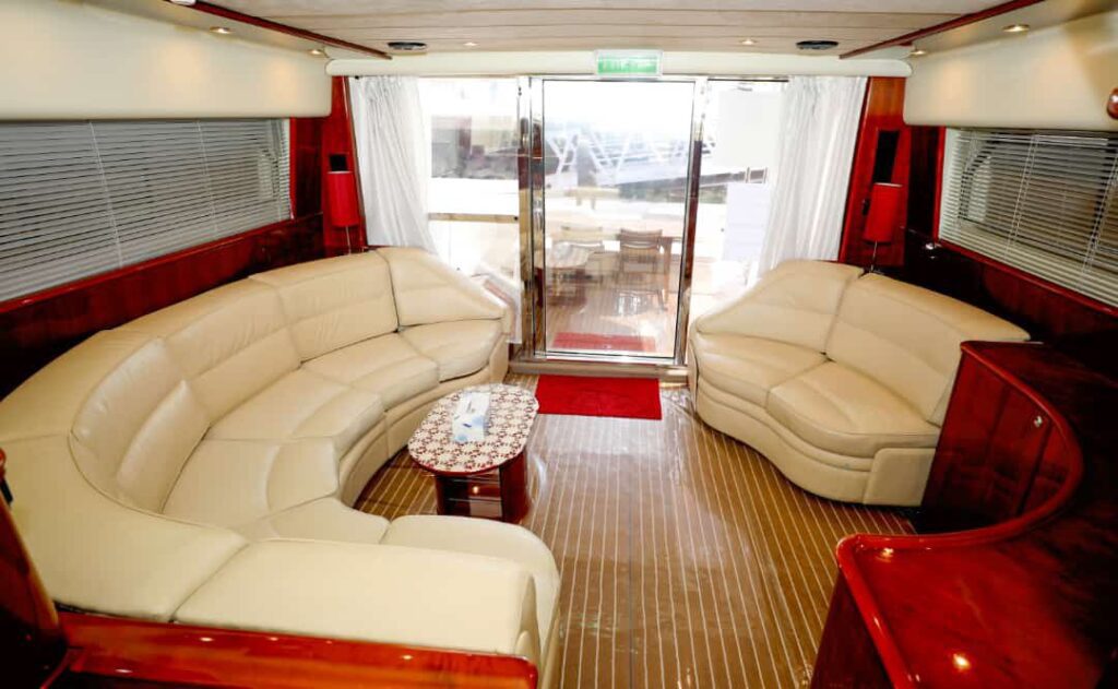 WhatsApp Image 2025-11-24 at 19.23.50 (2)