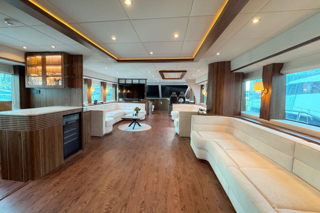 Omega 100ft Yacht Dubai Marina