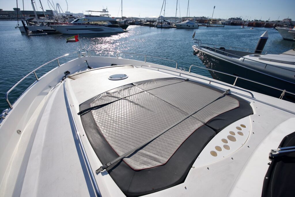 sunseeker 90ft dubai marina yacht